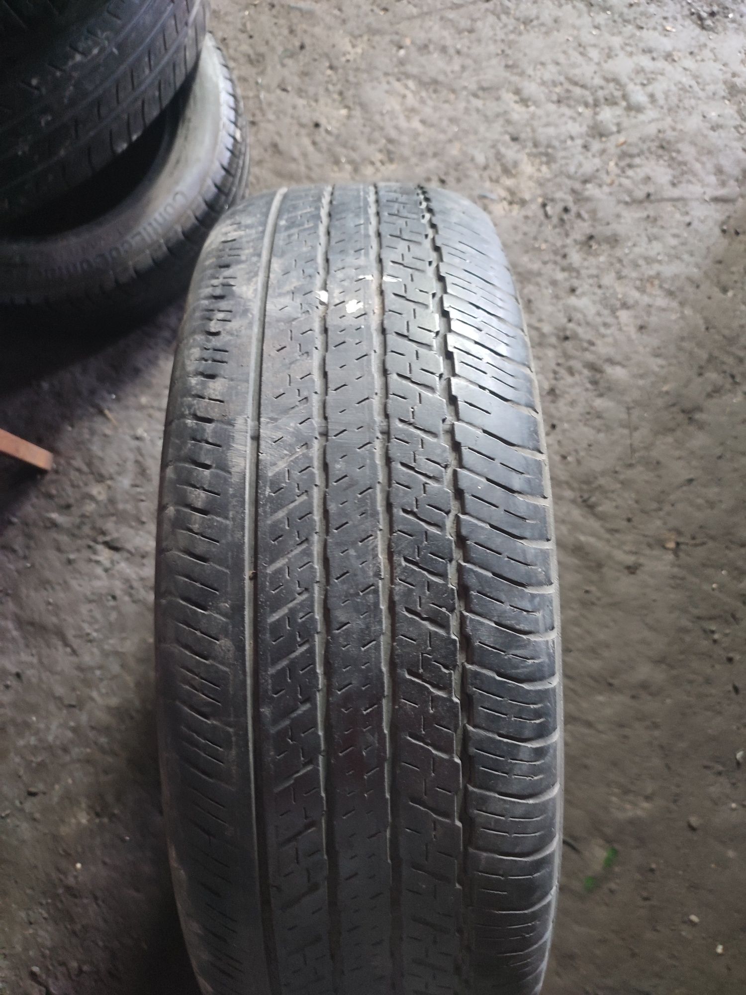 Шина безкамерка размер 225/60 R16