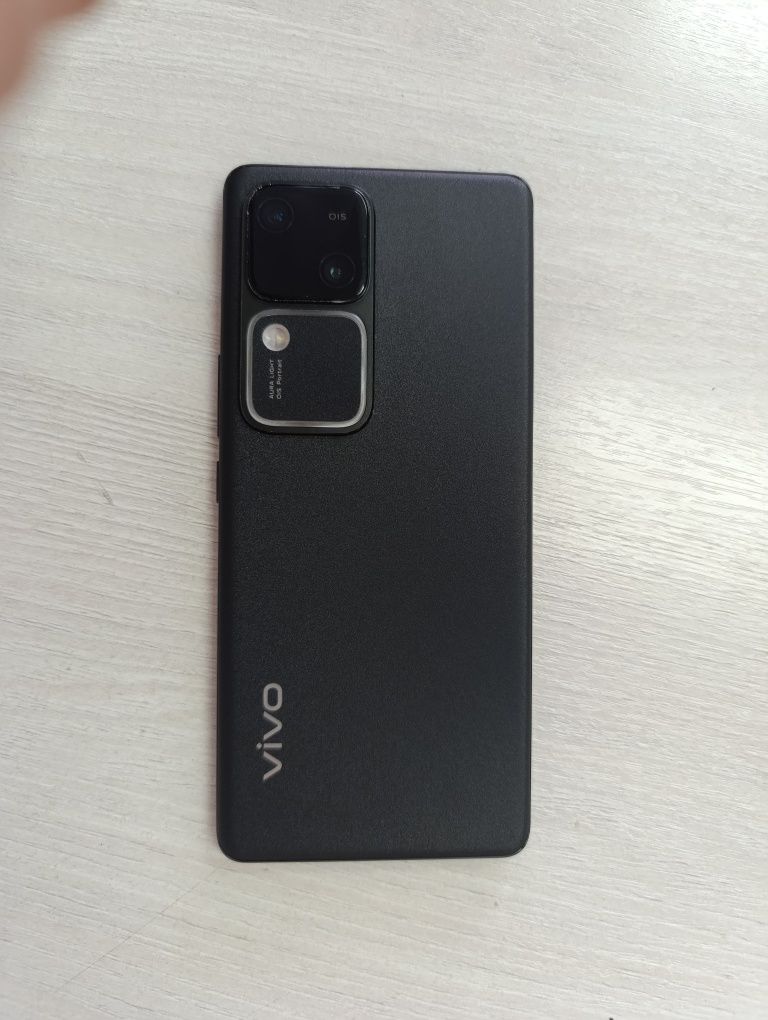 Vivo V30 5G 2024