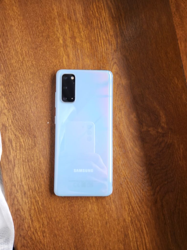 Продам,Samsung S 20,обмен на дрон.
