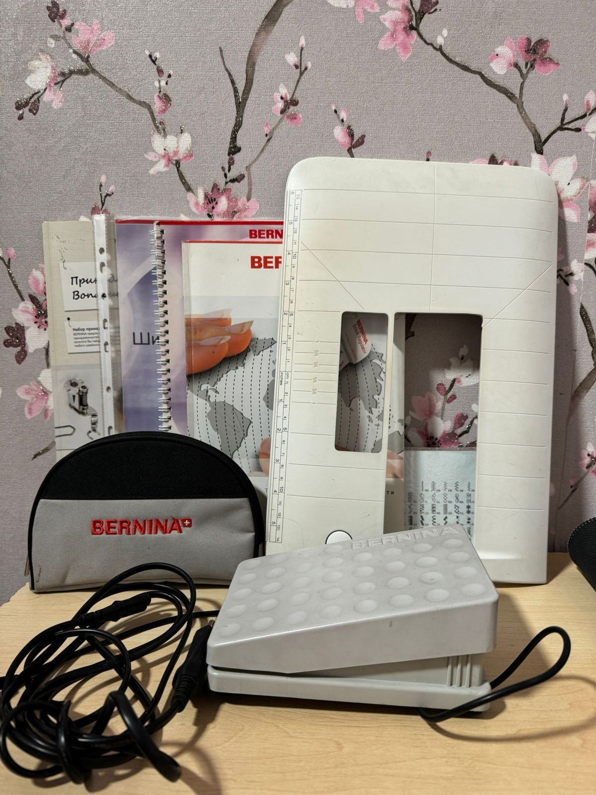 Продам швейную машинку Bernina 350 pe