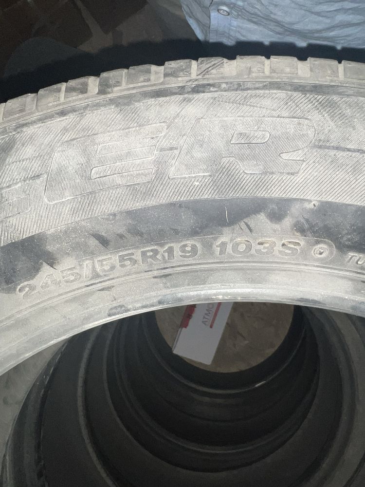 Продам шины 245/55/19