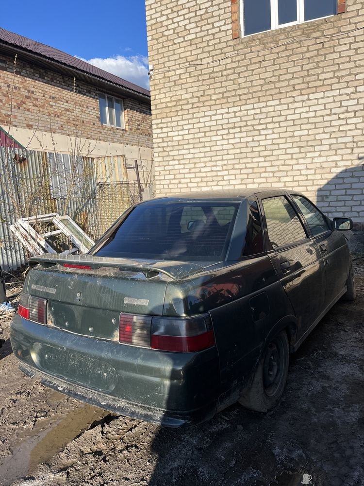 Продам ваз 2110 на разбор