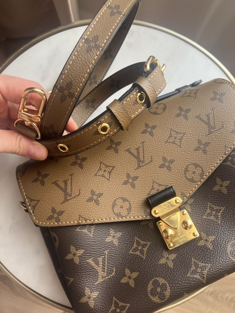Louis vuitton metis pochette
