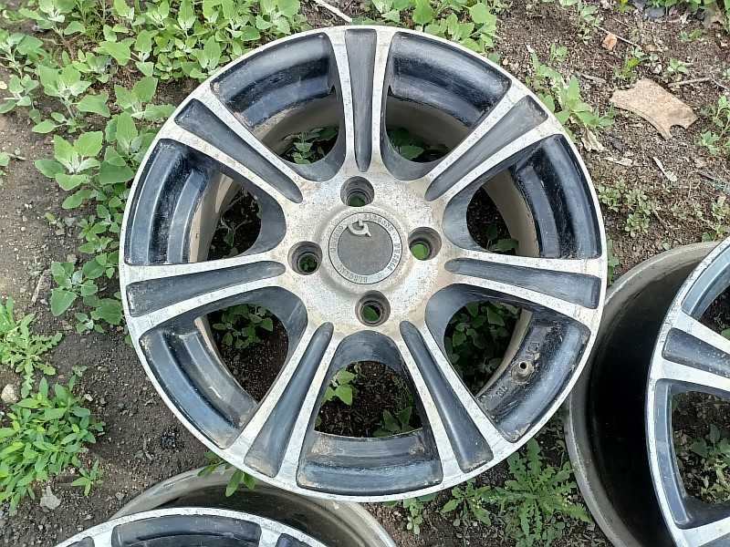 Продам легкосплавные диски R14  4*100