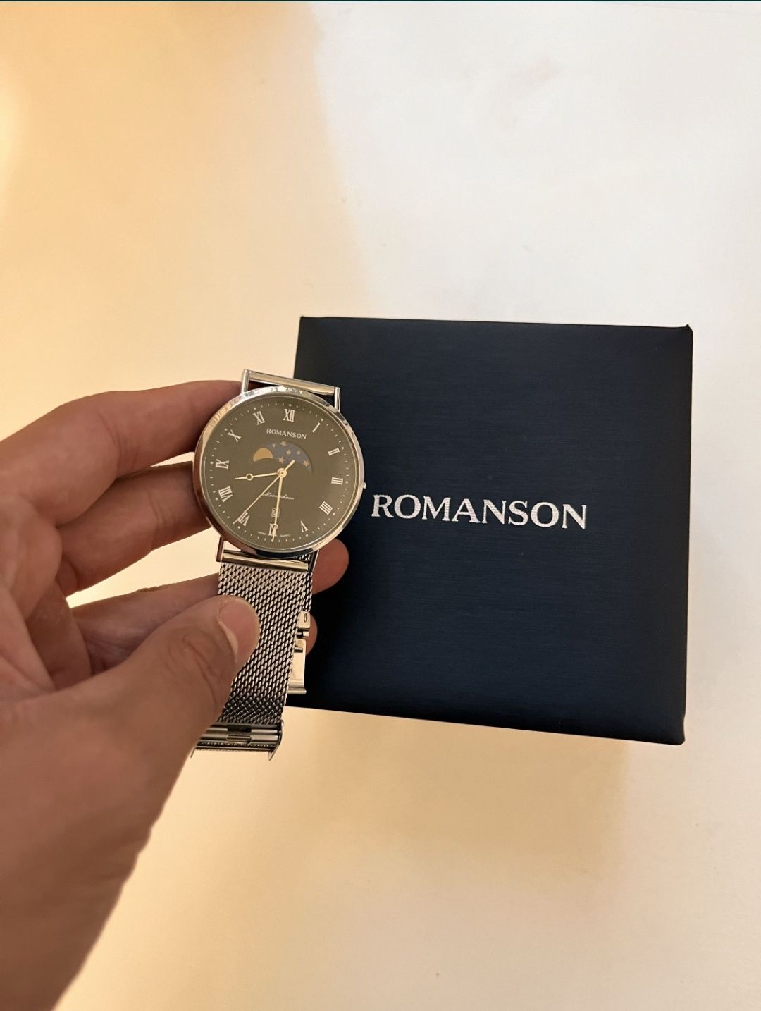 Кварцевые часы Romanson
