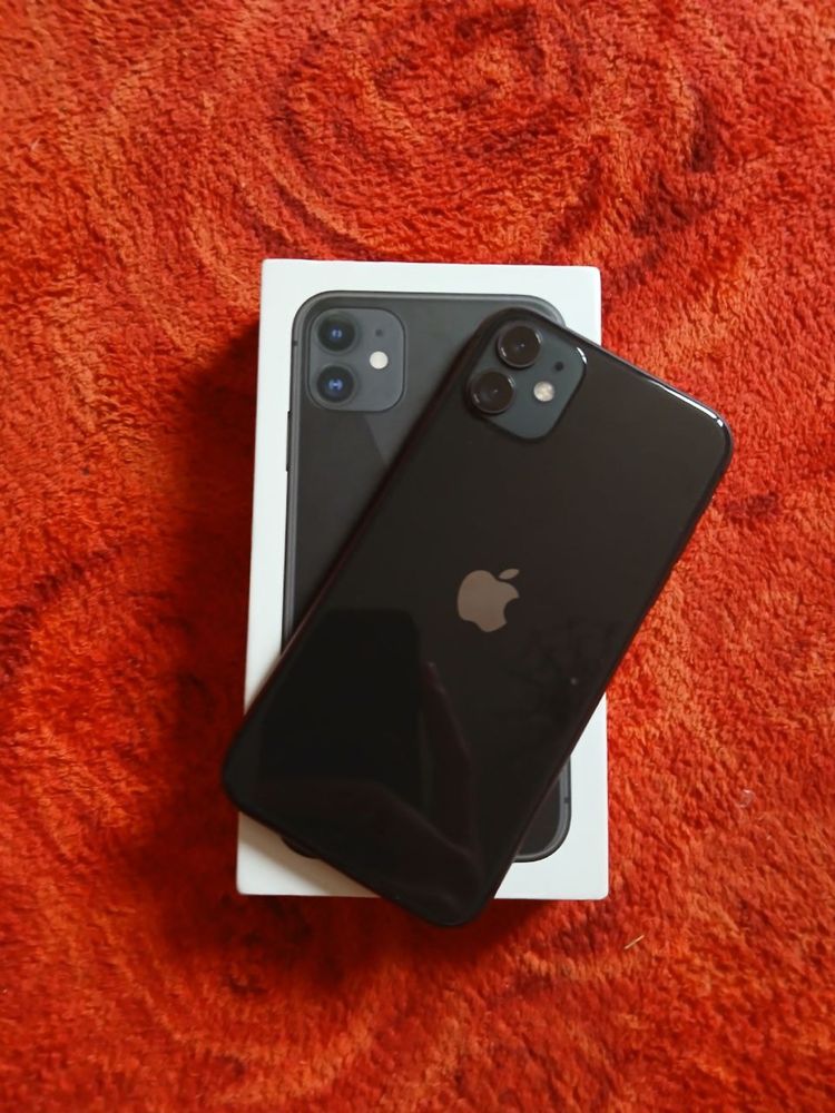 Iphone 11  64гб