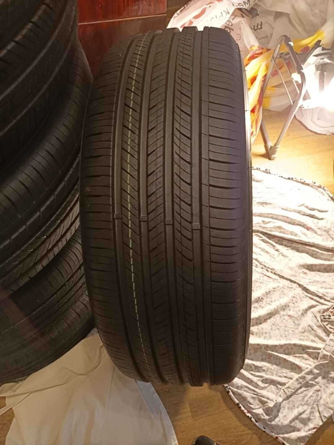 Шины Hankook Ventus S2 as X, 265/65/17 112H, всесезонные M + S.