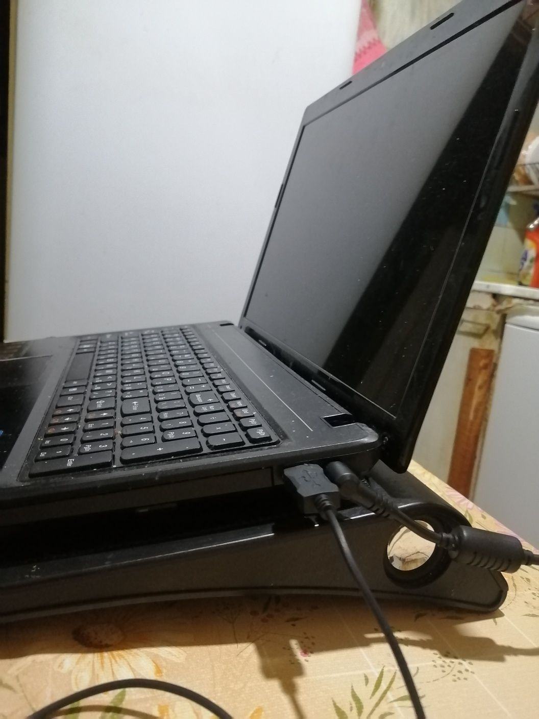 Продам ноутбук LENOVO g 580