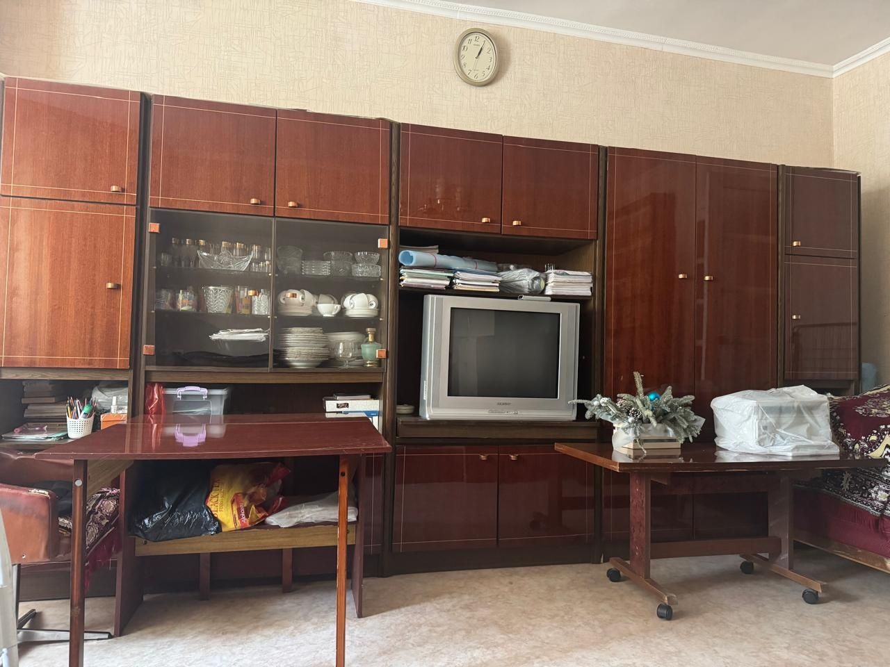Стенка в гостинную