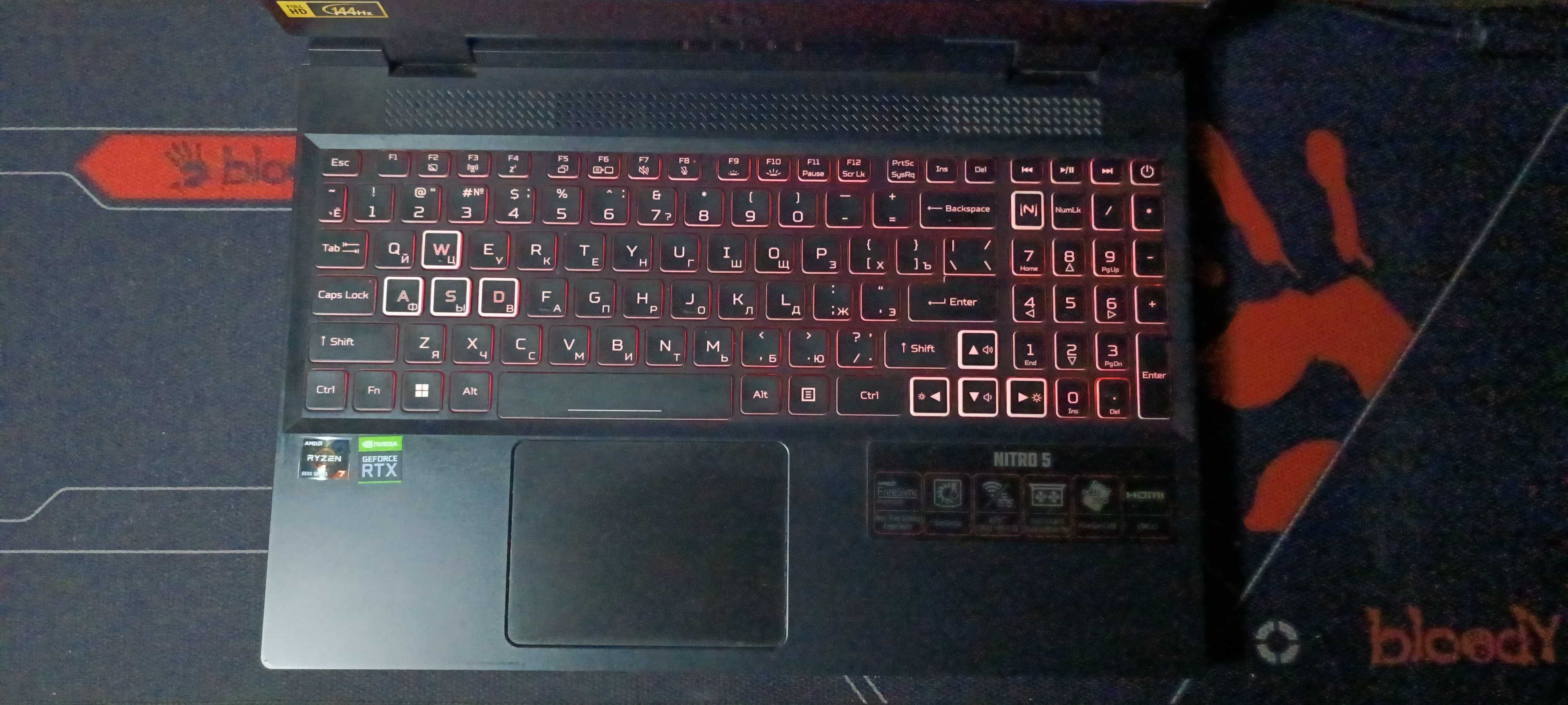 Продаю игровой ноутбук Acer Nitro 5 — как новый!