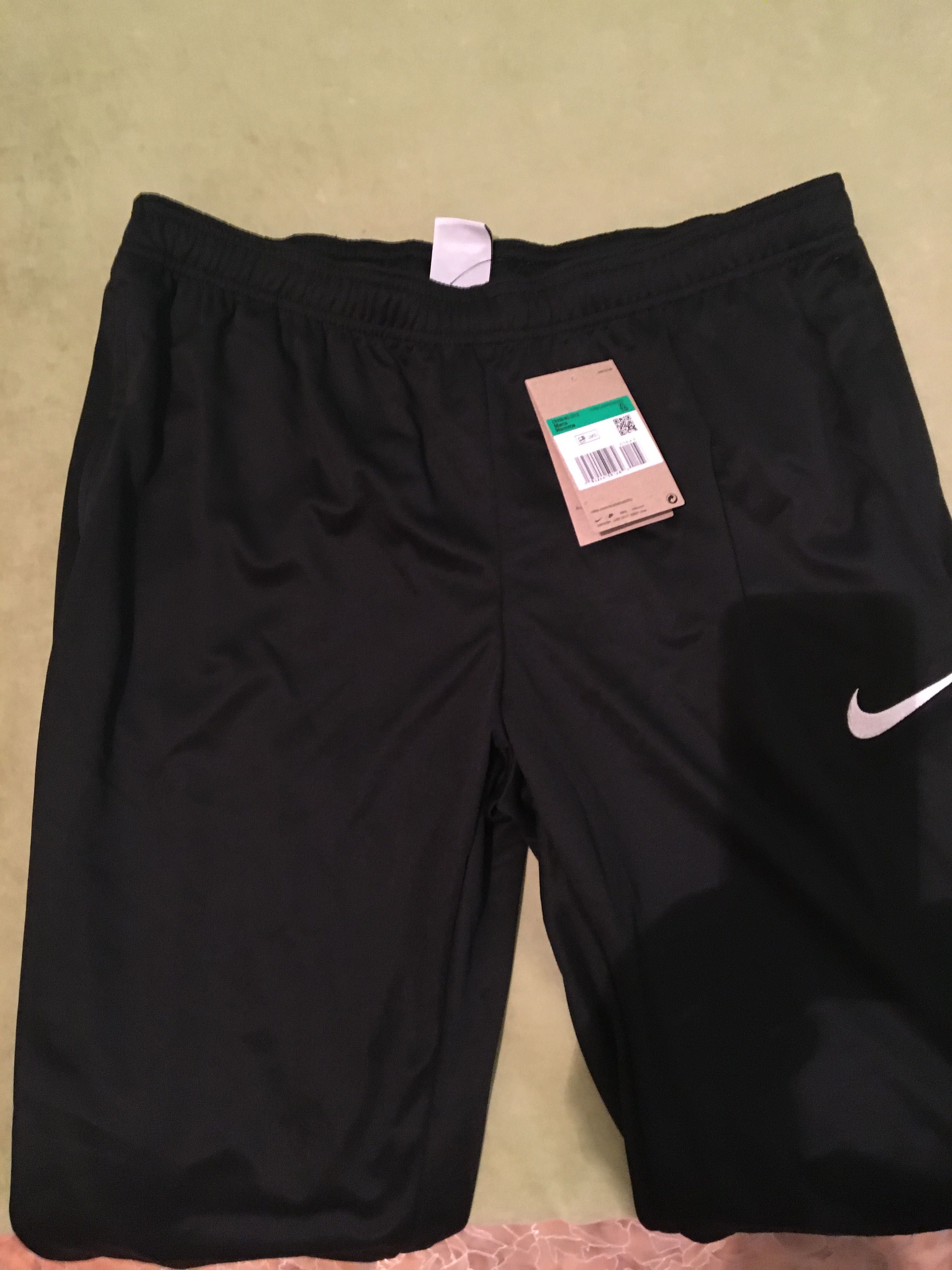 Спортивная одежда Nike в рассрочку