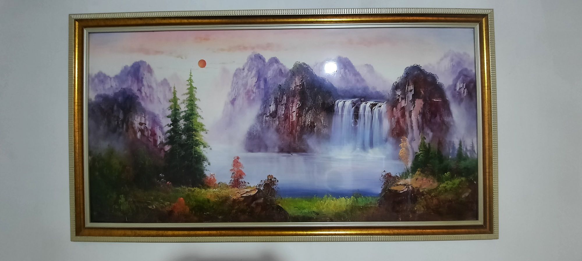 Продам картину в рамке