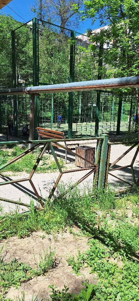 2 комн. квартира, 2 этаж 17 мкр. Срочно