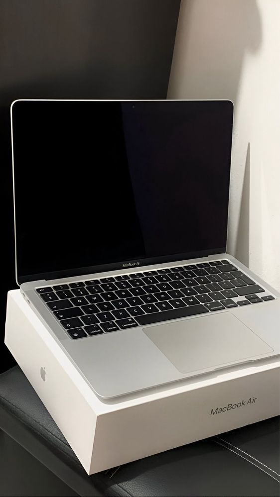 Macbook Air M1 8 256