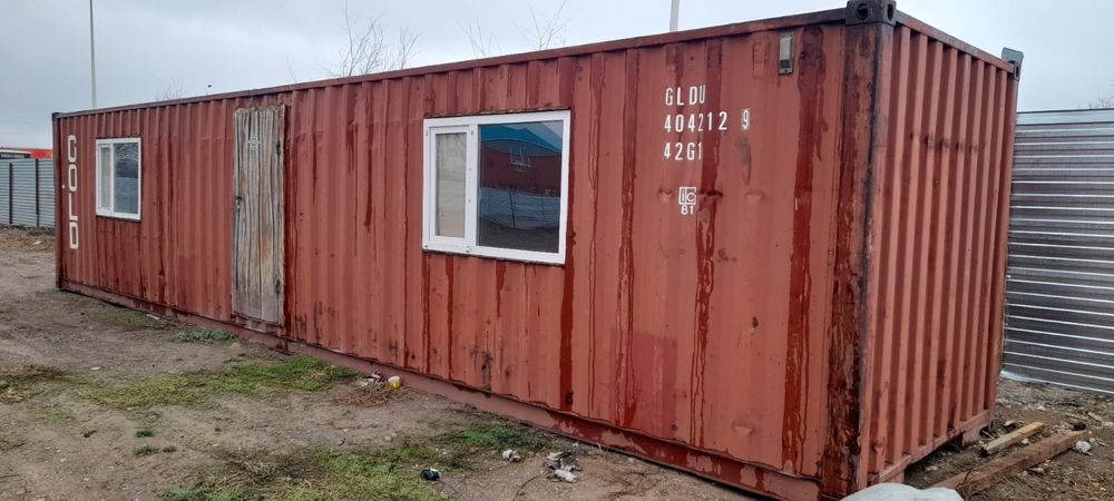 Поодам жилой контейнер
