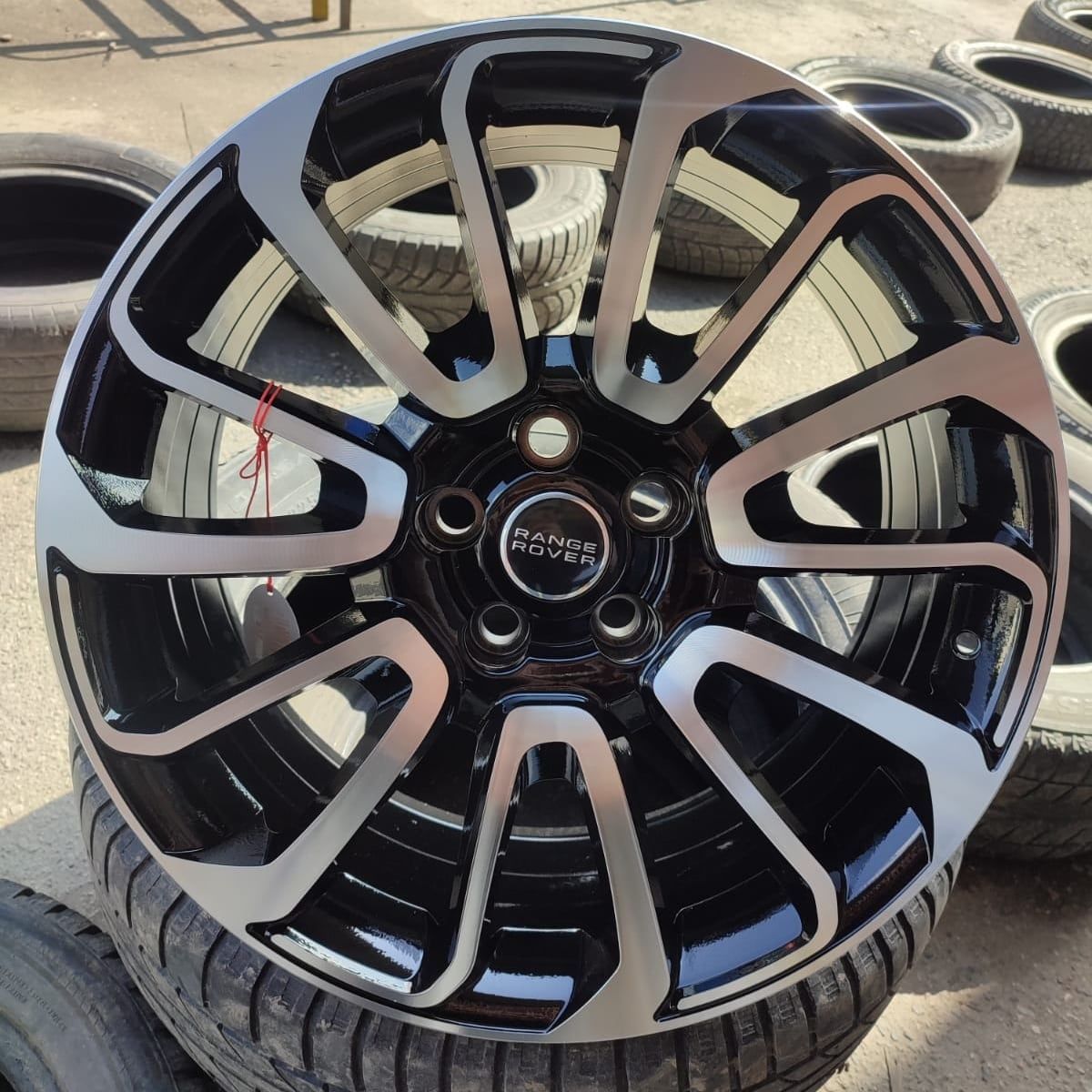 Комплект диск R21/22 5x130 Rang Rover