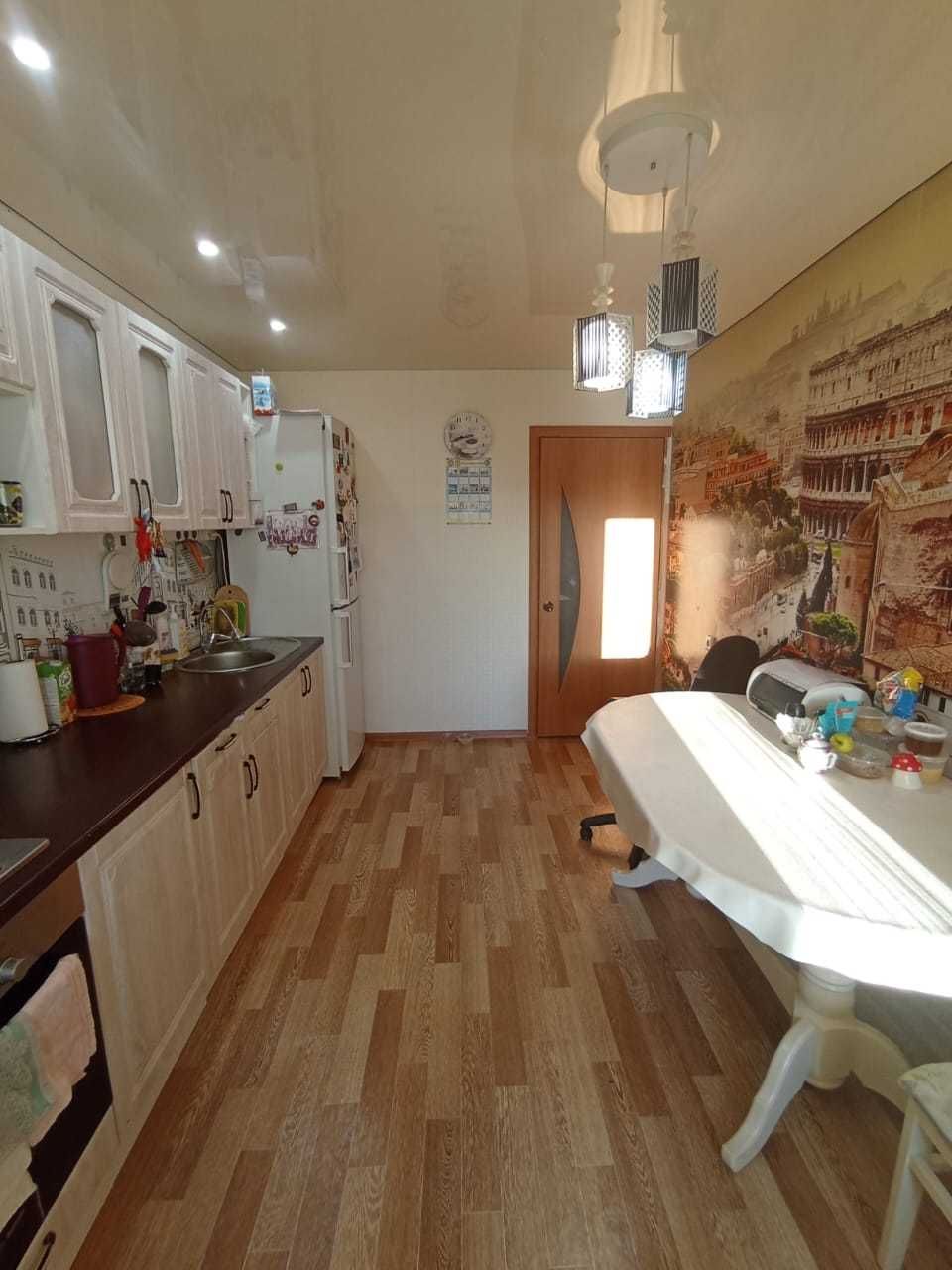 Продам 2-х комн. квартиру в Уральске