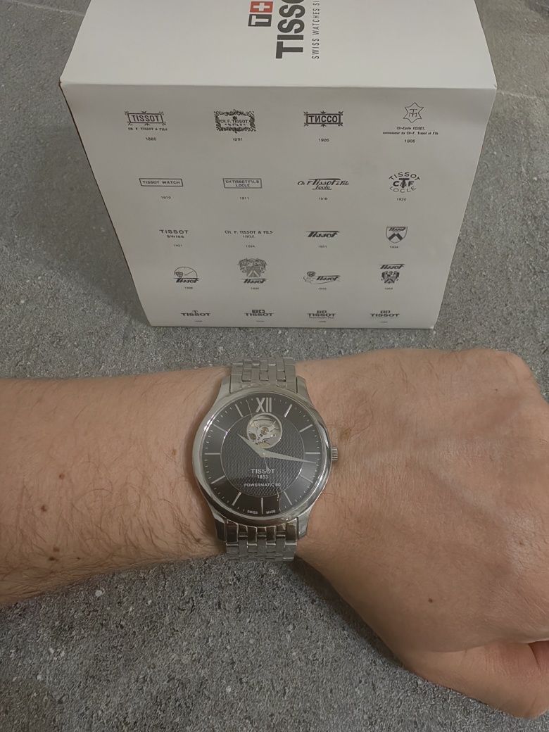 Наручные часы Tissot