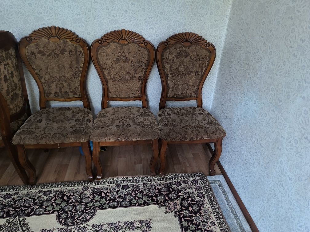 Продам стуля по низкием ценам