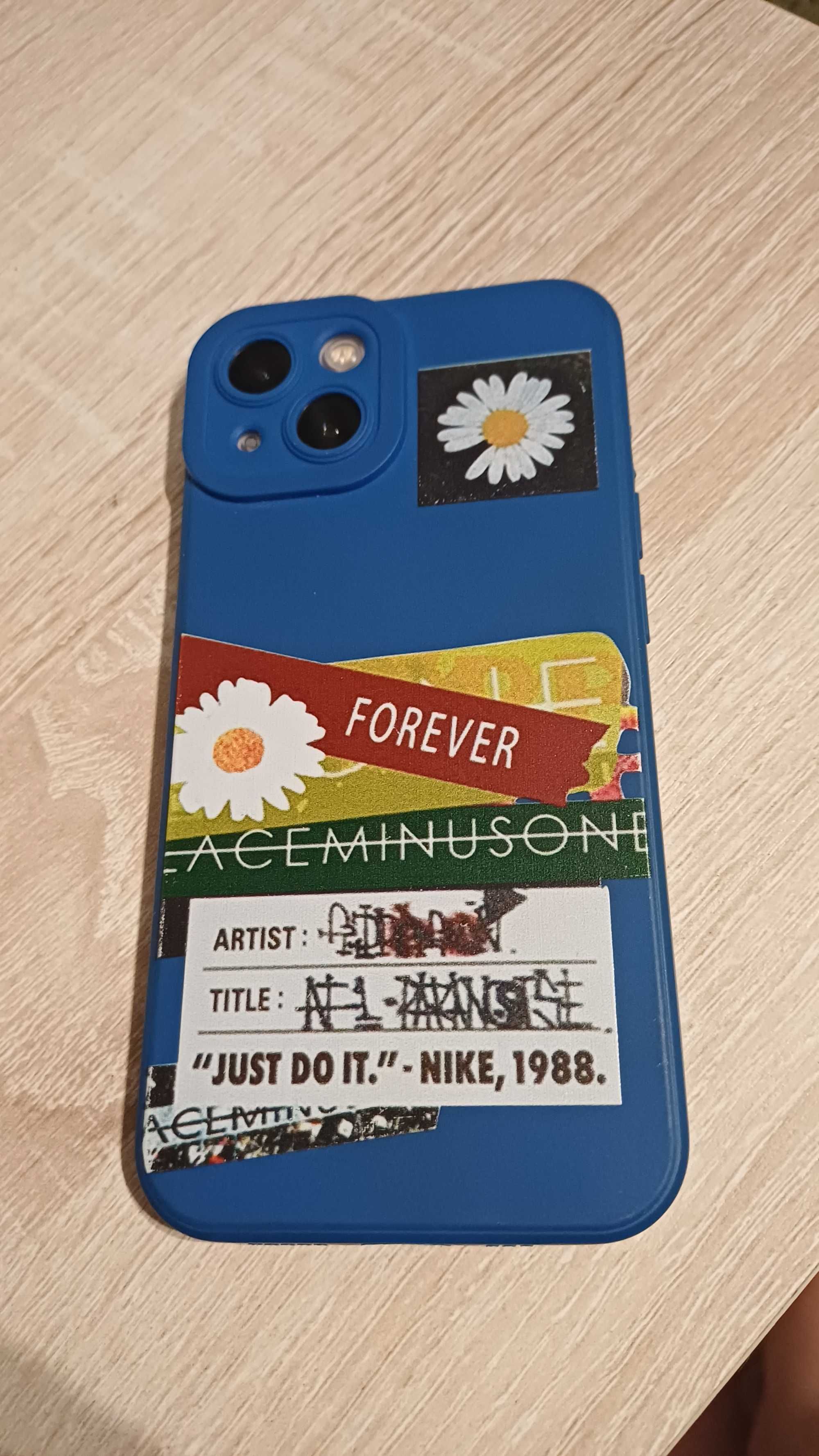 Продам айфон 13.