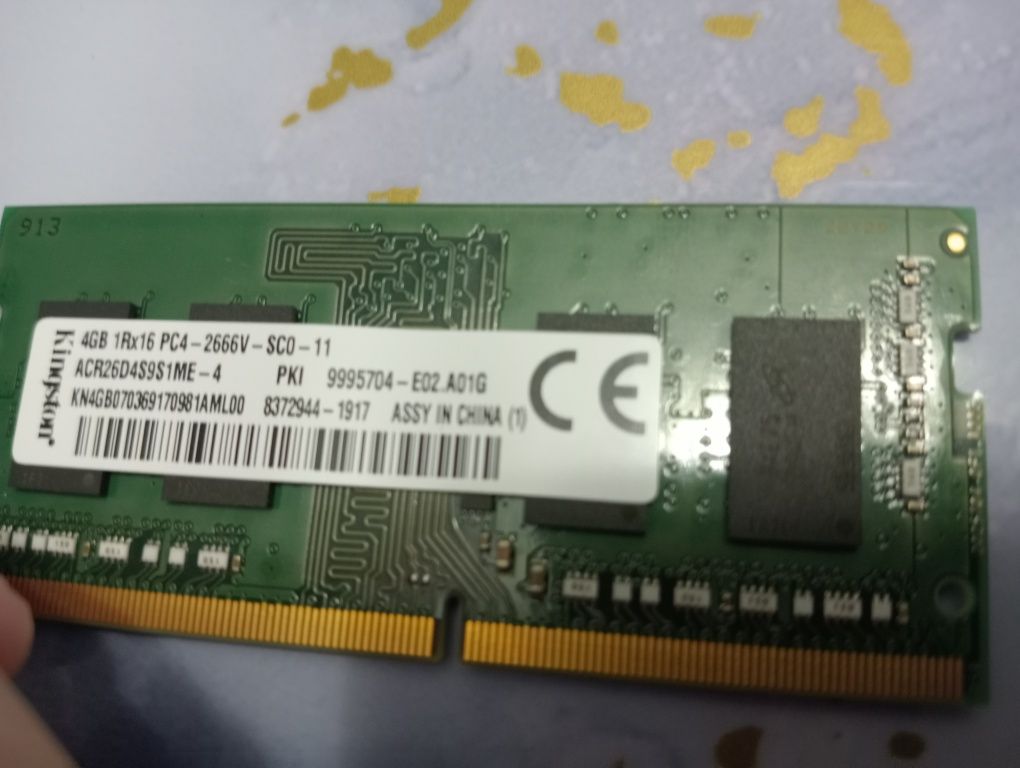 Продам озу для ноутбука Kingston 4 гб