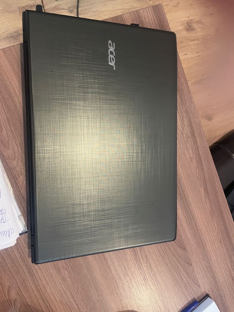Ноутбук Acer Core i3-6006U/8гб/SSD 240, 500 гб/GeForce 940MX