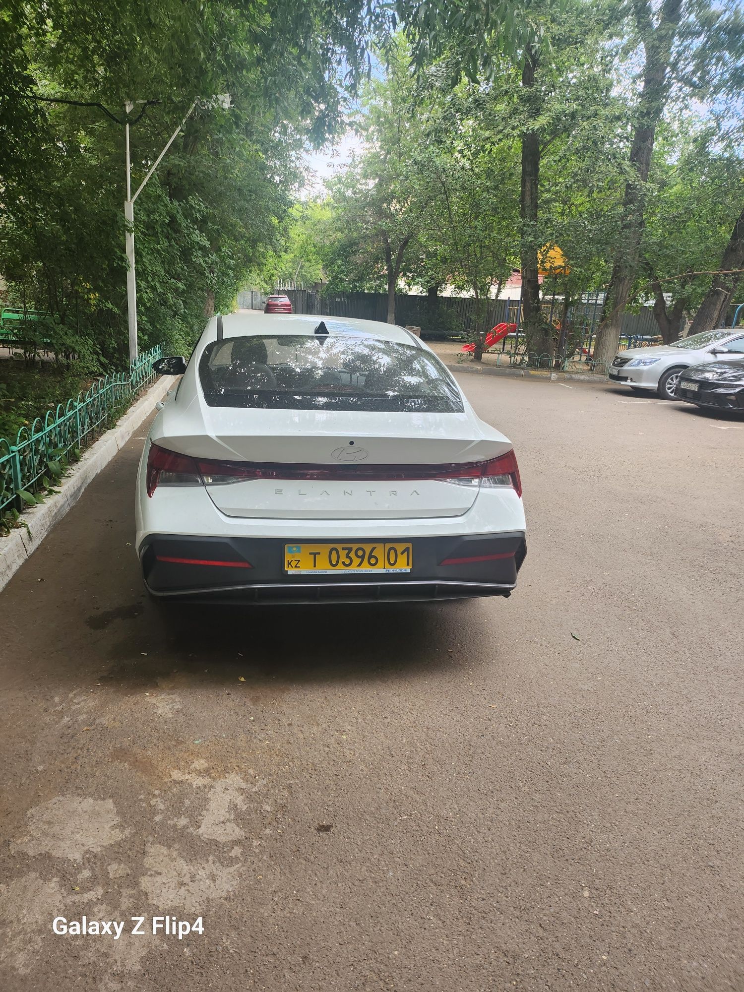 Hyundai Elantra 2024г
