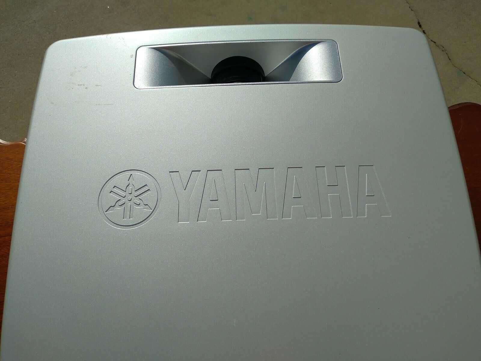 Yamaha / Pioneer ( проектор / проигрыватель  DVD пишущий + CD )