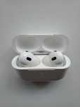 Продаю Airpods Pro в хорошем состоянии.