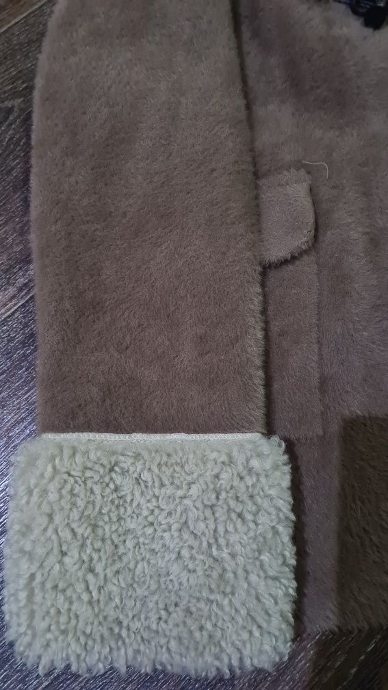 Продам полупальто Альпака р.42-44