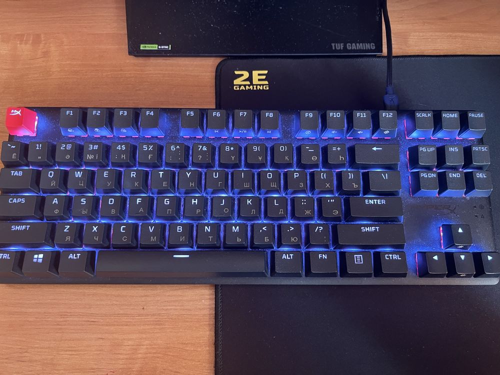 Продаю или обменяю механичискую клавиятуру Hyperx alloy origins tkl