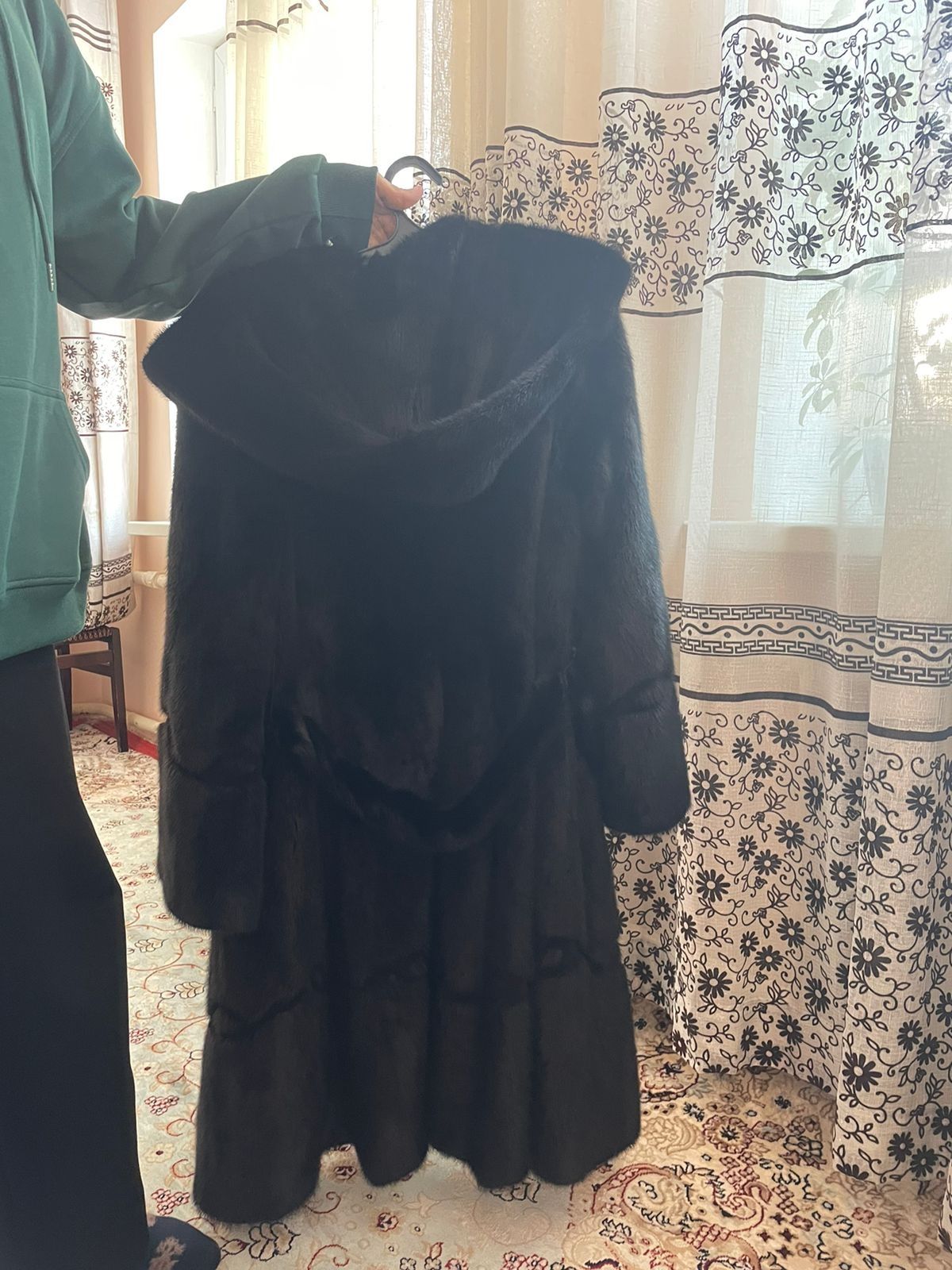 Шуба норка,хорошом качестве,модно