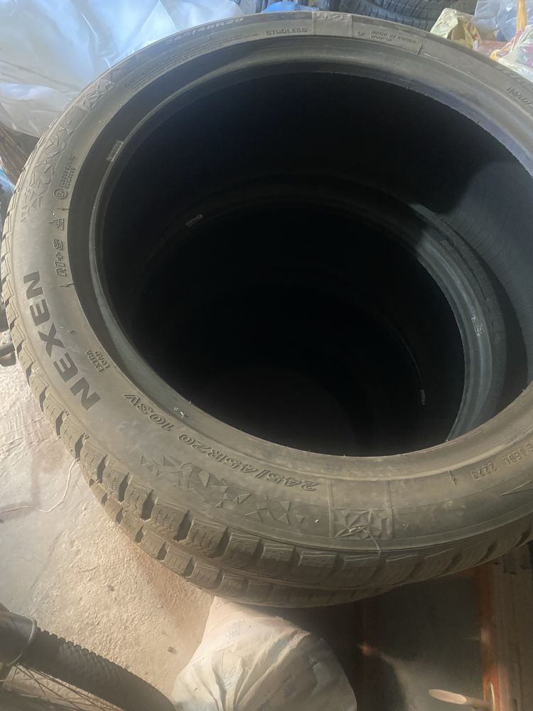 Продам шины nexen 245/45 r20