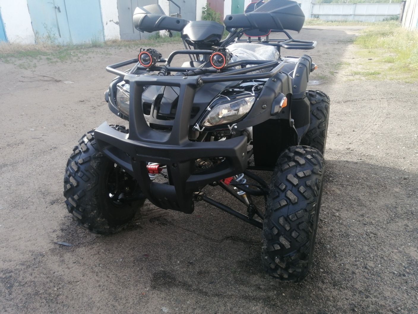 Продам взрослый квадроцикл