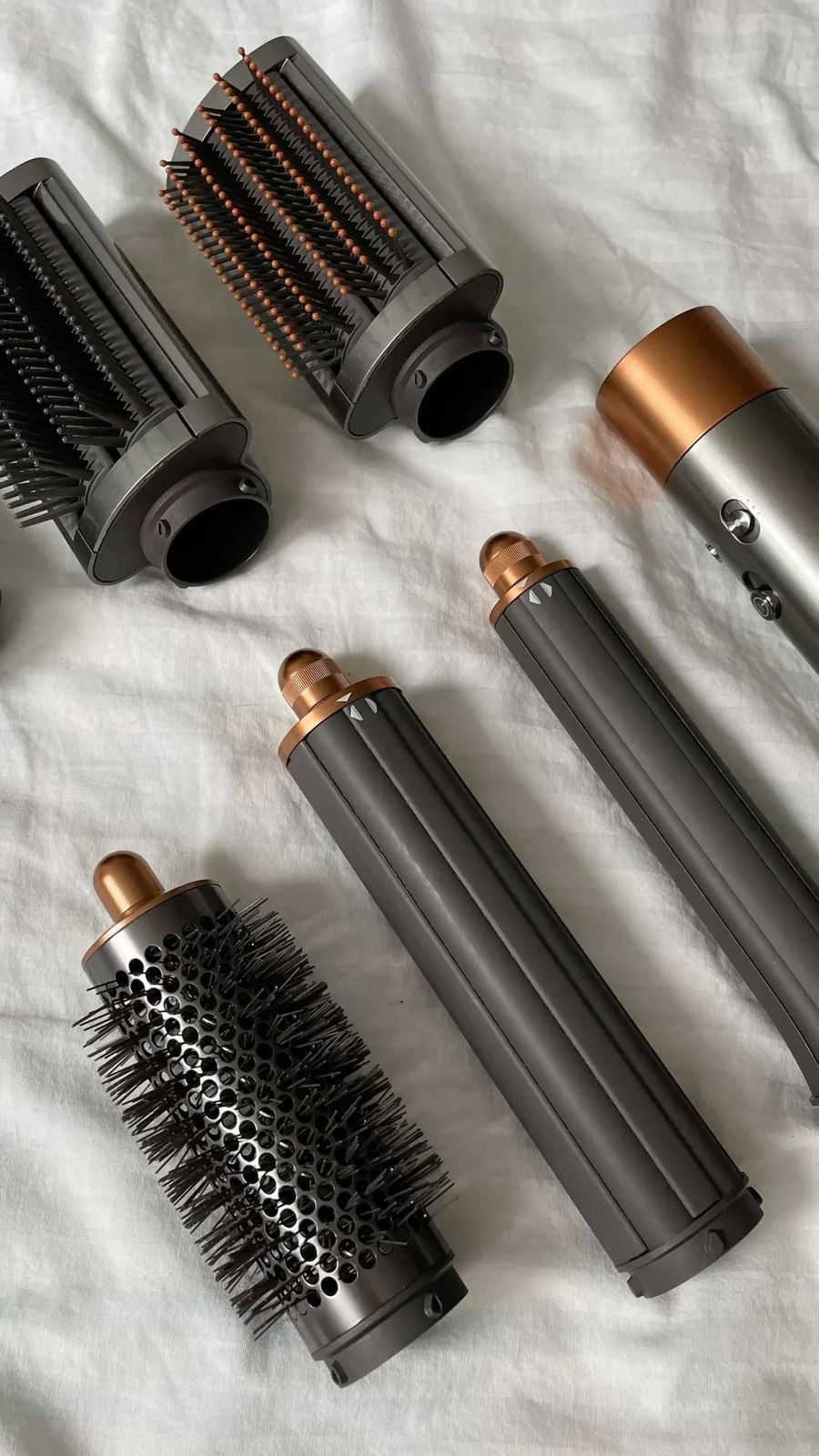 Dyson стайлер. В отличном состоянии на гарантии.