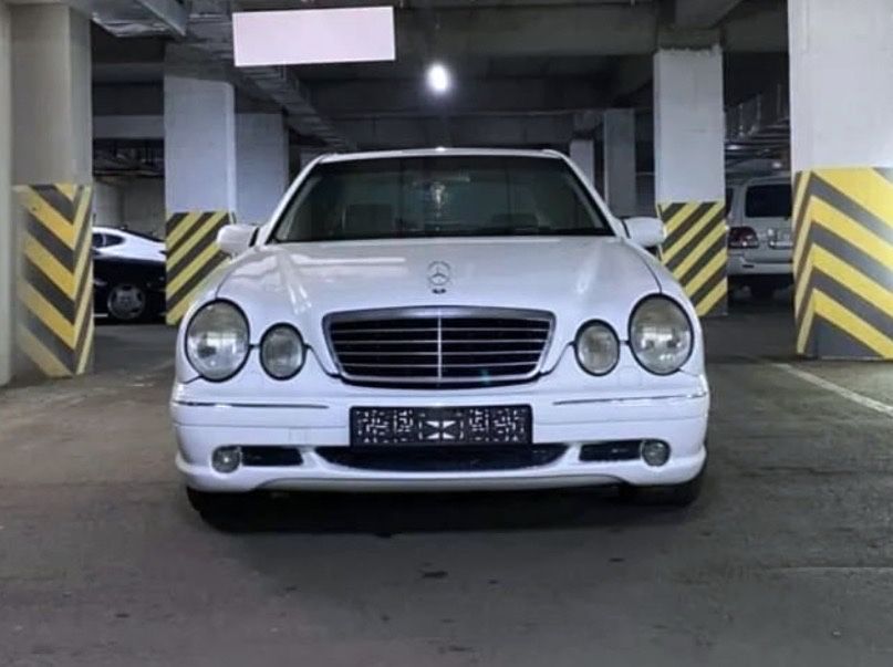 Мерс лупарик,ешка,бампер,w210,фара,амг обвес,пороги,е55, AMG E5.5,е280