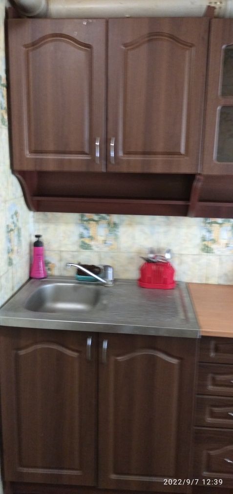 Сдам 1 комнатную квартиру посуточно  в р-он ЖДВ
