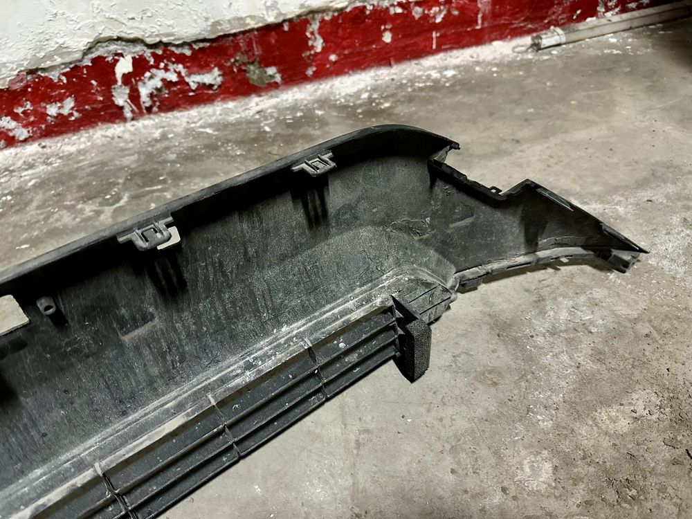 Нижняя решетка радиатора RAV4