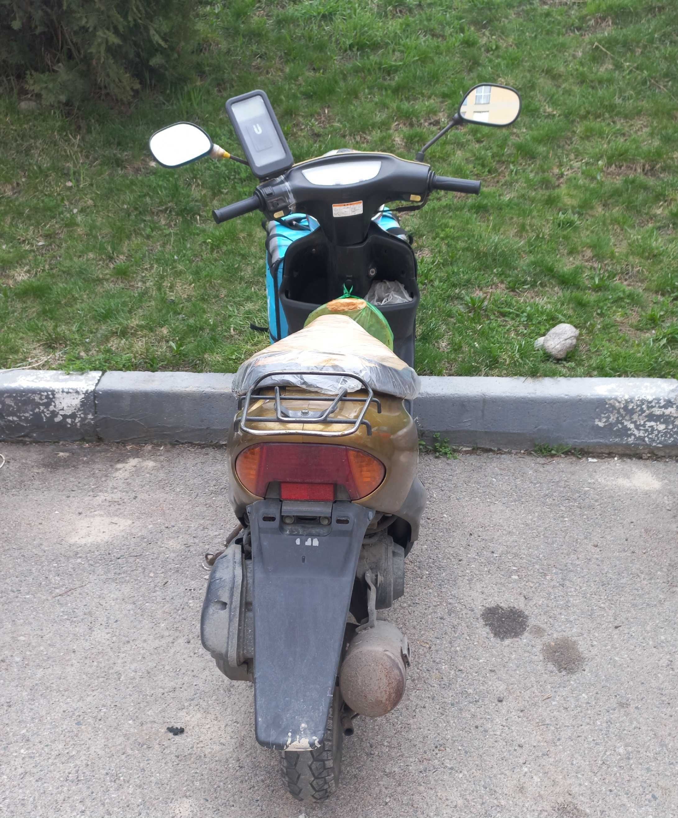 Японский мотоцикл Honda PIO.  Honda PIO Japanese motorcycle