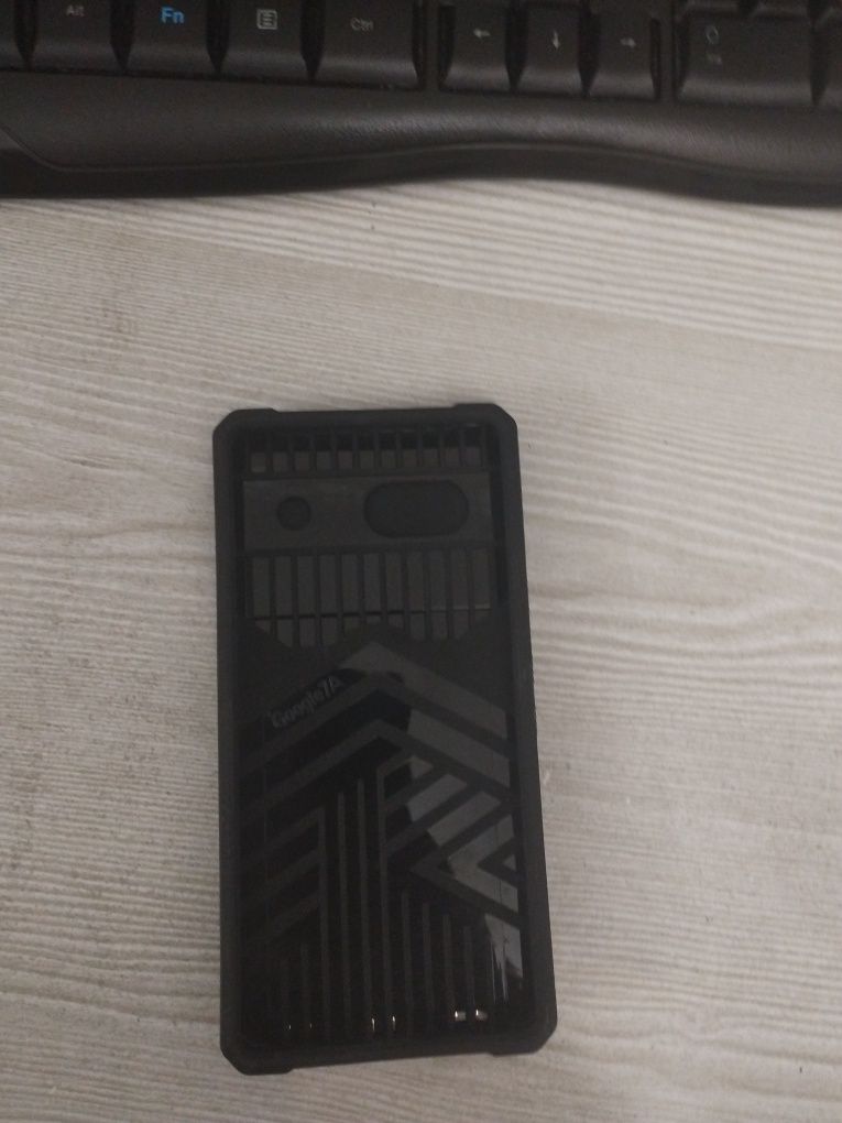 Чехол от pixel 7a в идеальном состояние
