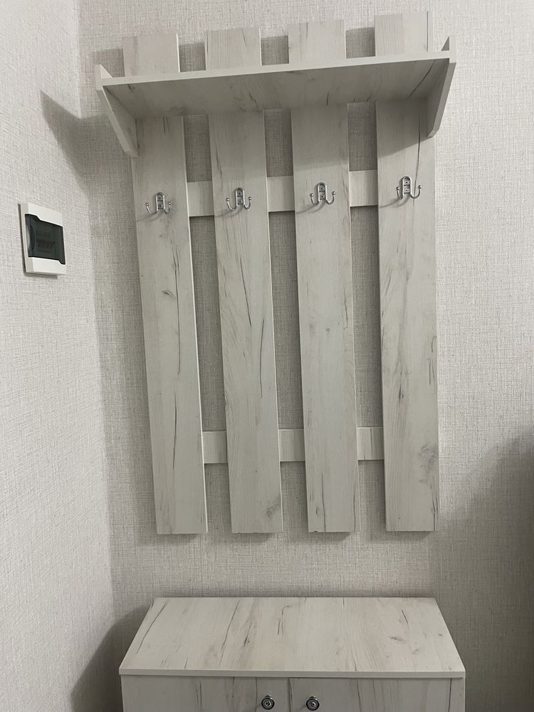Продам прихожую