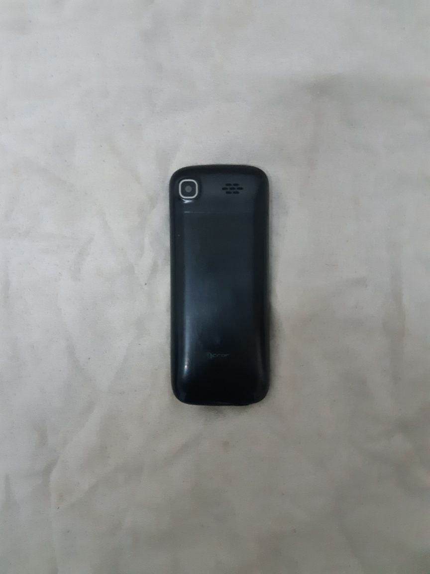 Micromax Модель X1800. Телефон на 2 Сим-Карты. Флешка. Блютуз. Фонарик