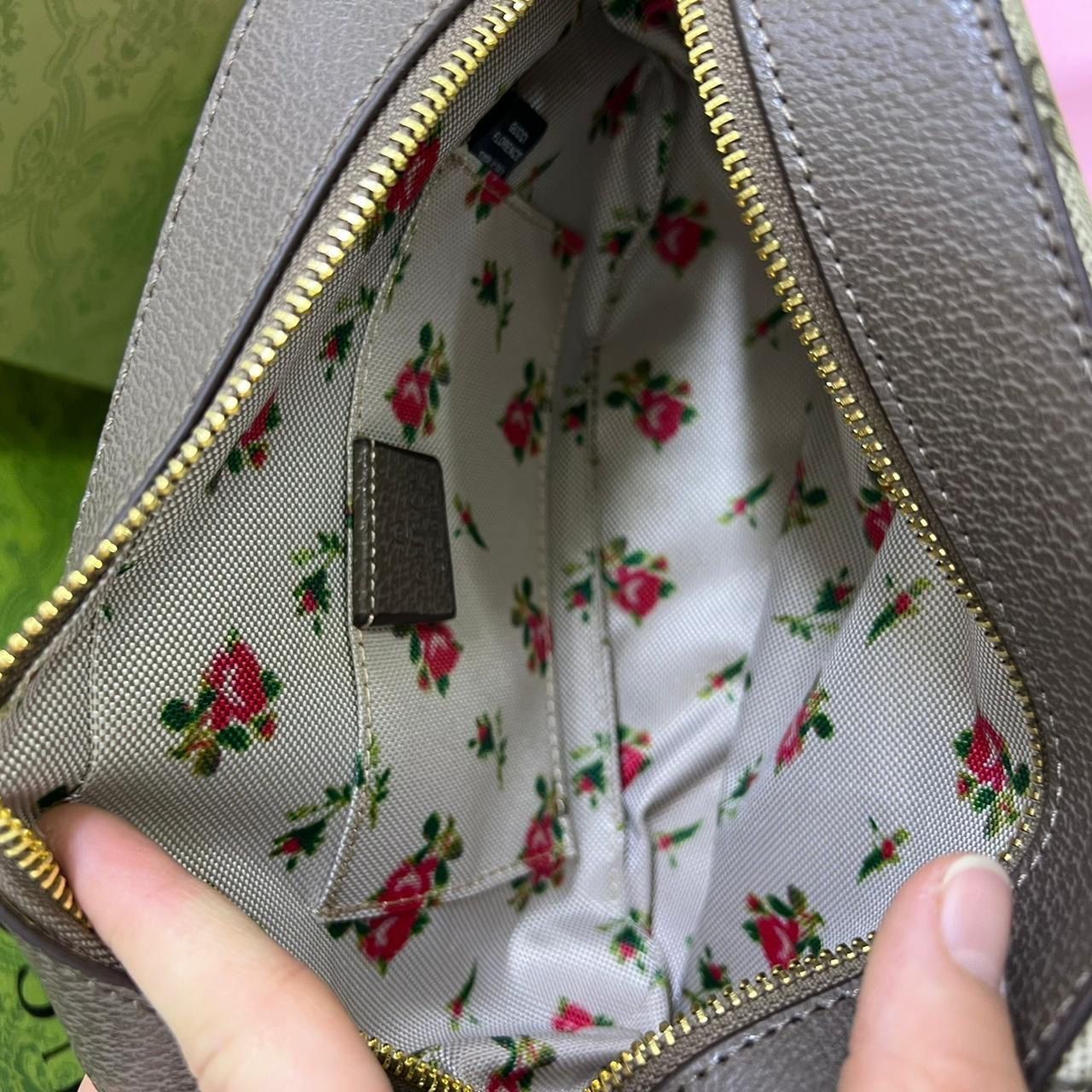 Сумка Gucci в фирменной подарочной коробке