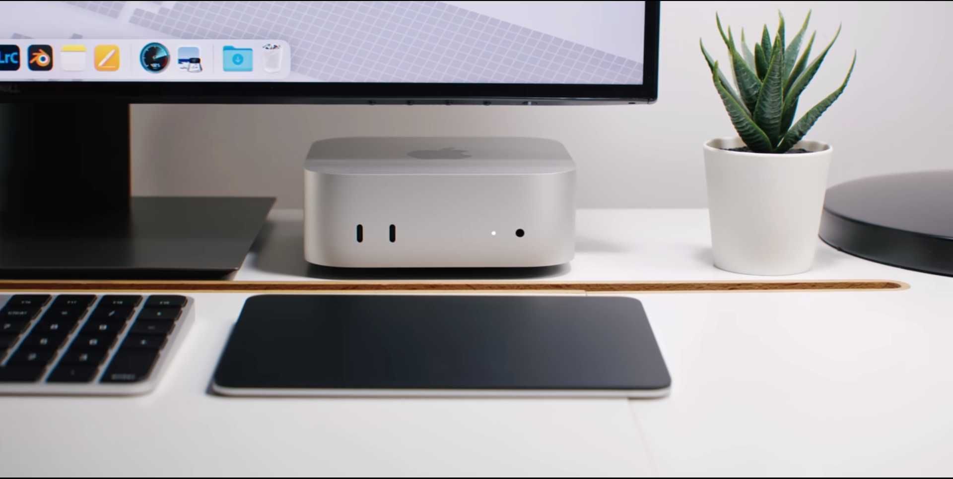 Настольный компьютер Apple Mac Mini 2024 г. с чипом M4 с 10-ядерным