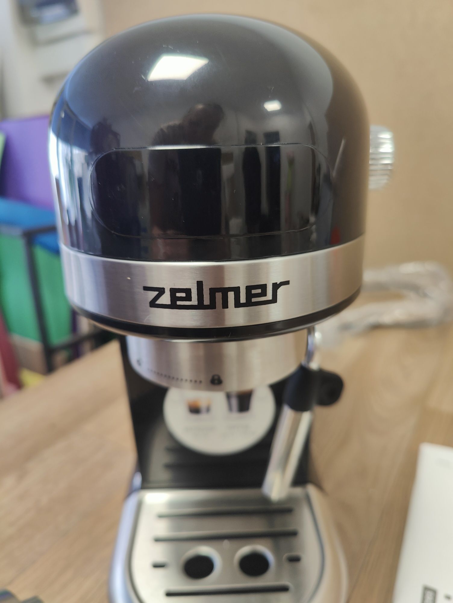 Кофеварка Zemler ZCM7295 новая.