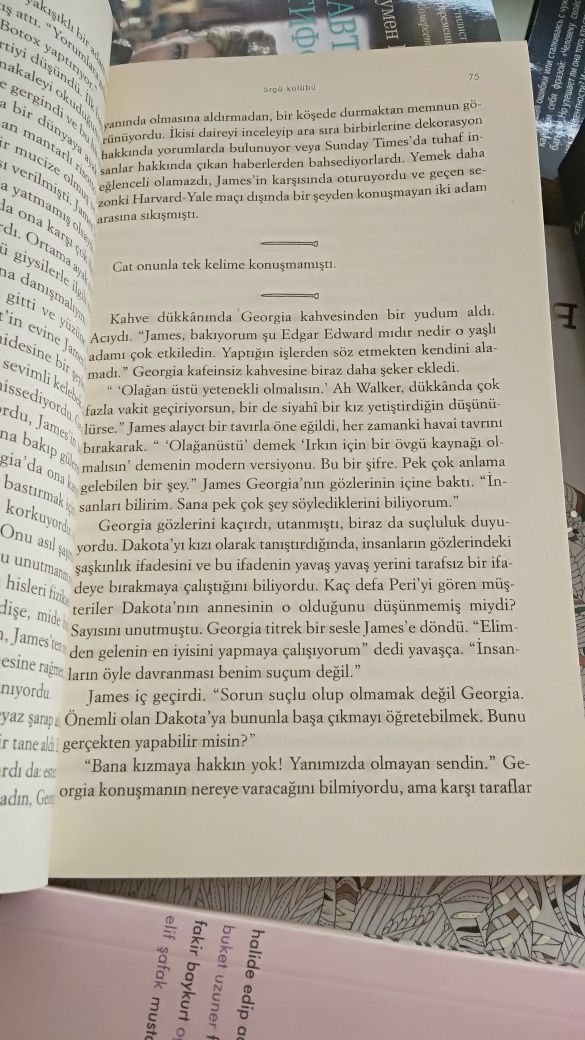 Книжный роман на турецком языке