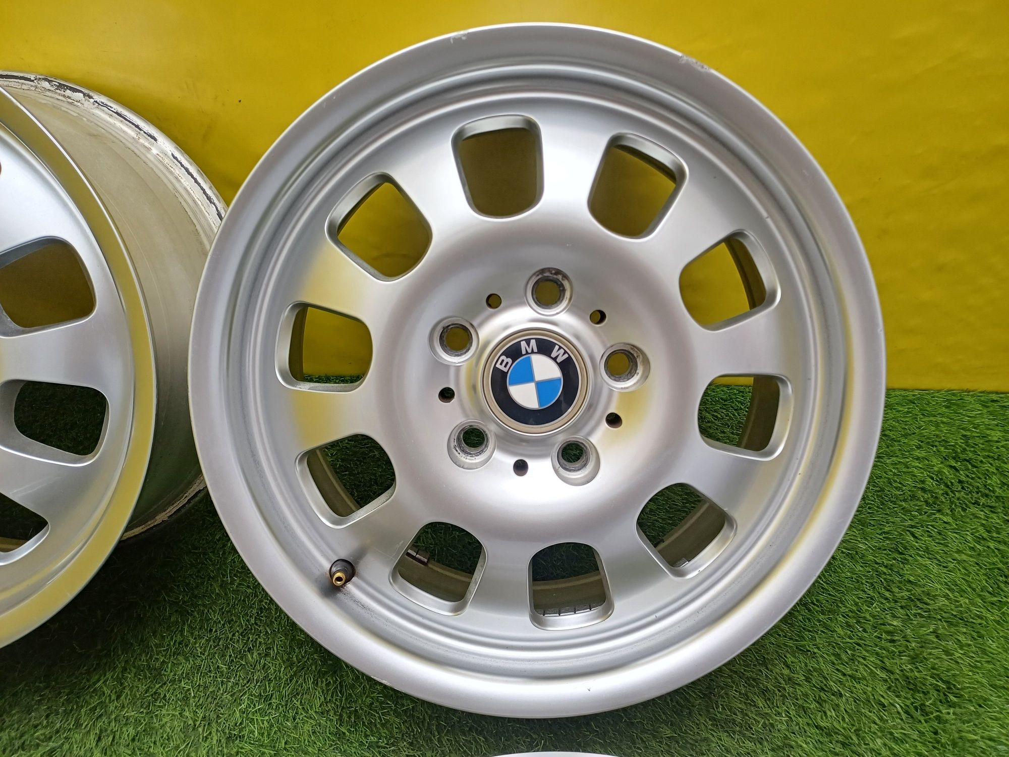 Диски R16 5×120 на BMW.