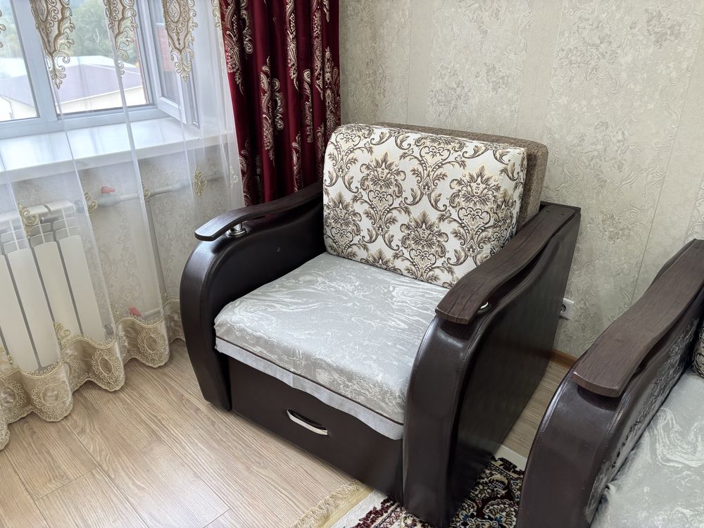 Продаётся комплект диванов