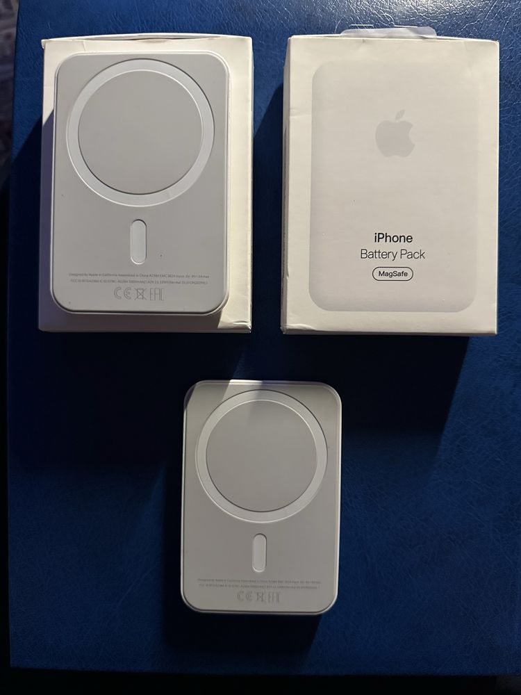 Беспроводная зарядка для телефона и внешний аккумулятор для IPhone.