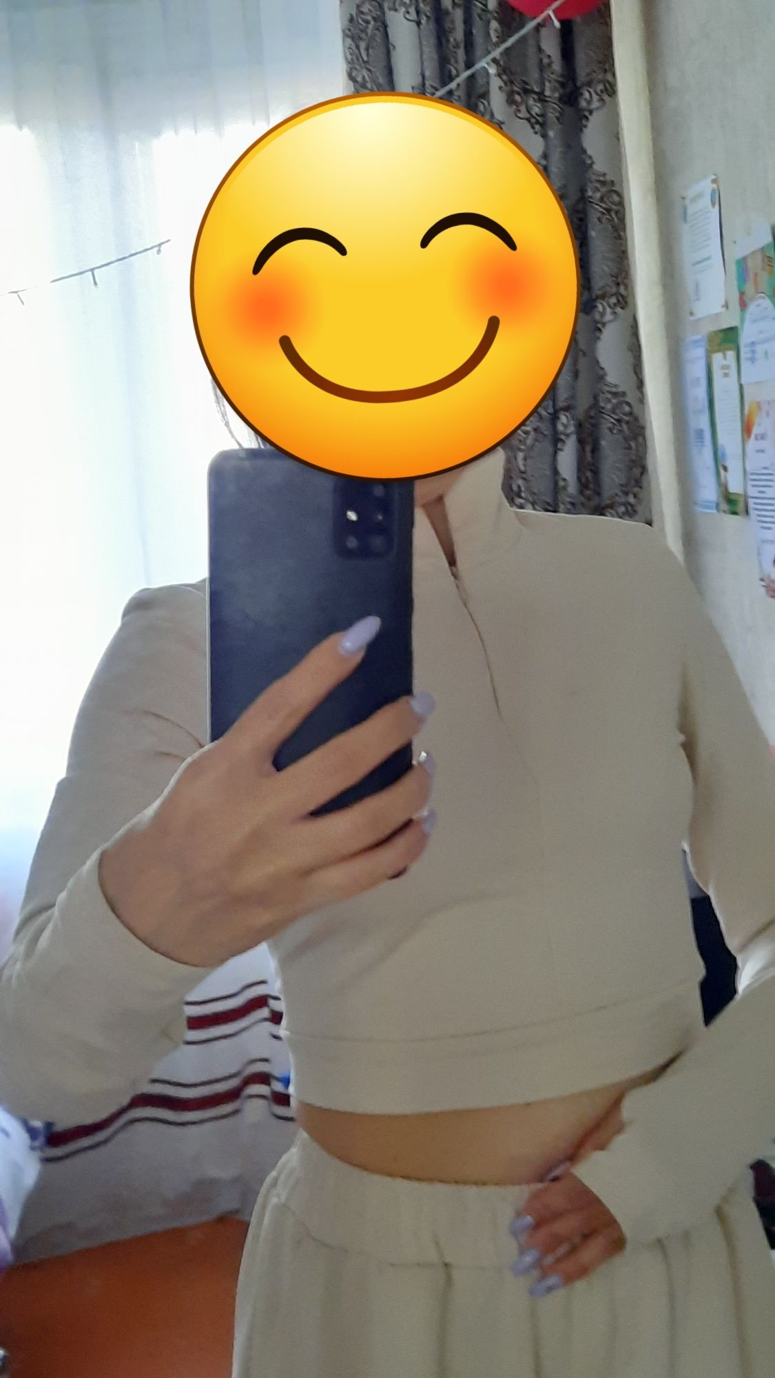 Продам стильный спортивный костюм